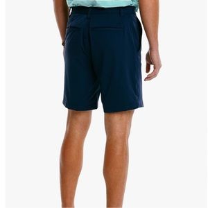 Southern tide Brrr-die 8” performance cooling shorts